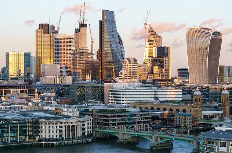 Les milliardaires dirigent la City de Londres