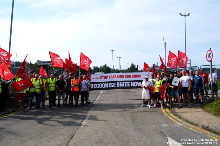 Veolia refuse les grévistes à Sheffield, affirmant que le moral est bon