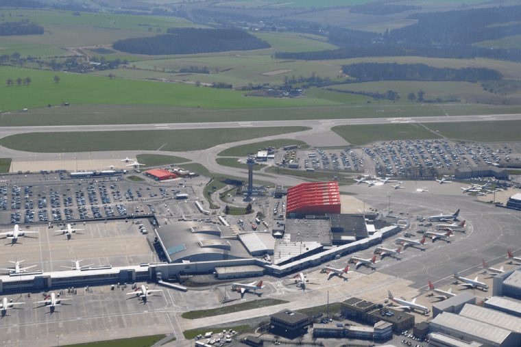 Expansion de l'aéroport Luton Green Light