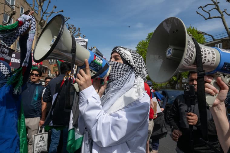 Les manifestants de la Palestine font rage at War Machine