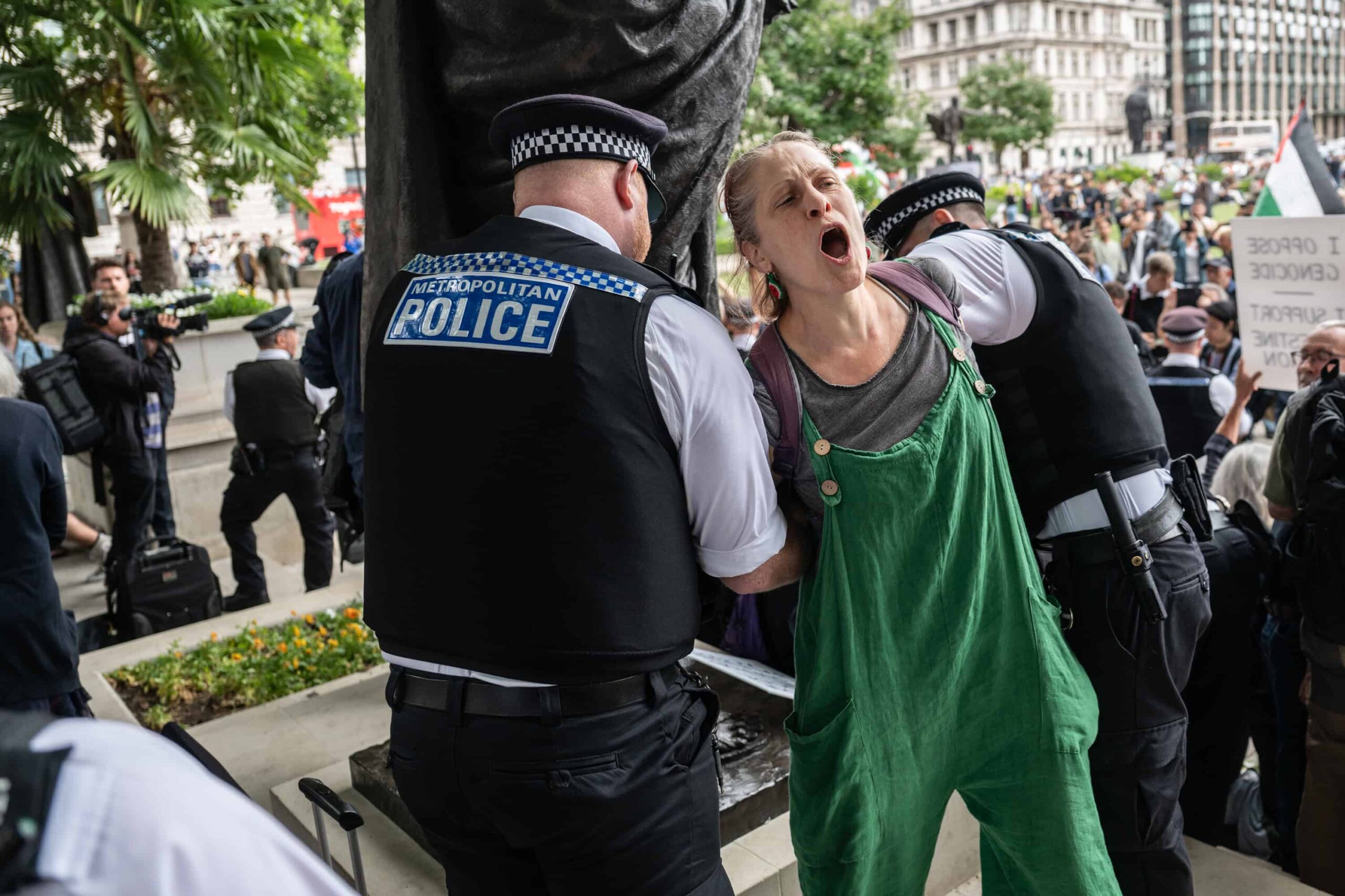 Police arresting supporters of Palestine Action
