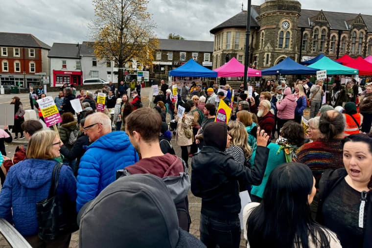 Qu’est-ce qui se cache derrière l’effondrement du parti travailliste à Caerphilly ?