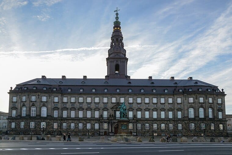 Le parti travailliste danois anéanti à cause d'un virage raciste