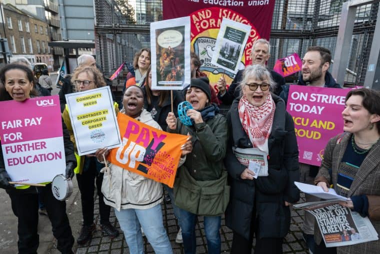 UCU and NEU union members on the picket line illustrating an article about the London college strike