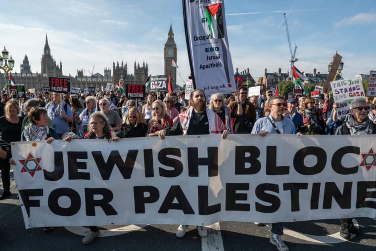 Le bloc juif pour la Palestine lors de la manifestation nationale palestinienne en octobre à Bondi Beach