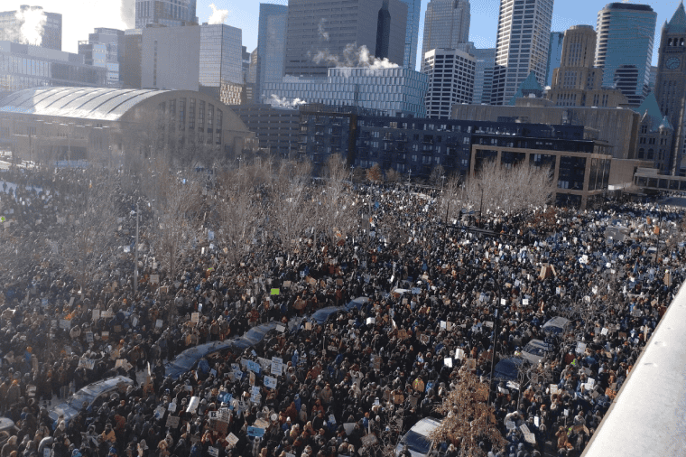 Fermeture de Minneapolis : les travailleurs font preuve de pouvoir pour résister au régime Trump