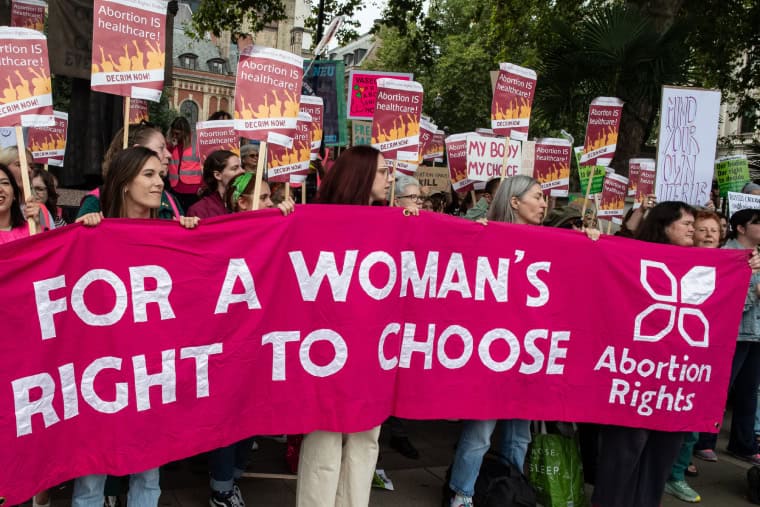 La crise du coût de la vie prive les femmes du droit de choisir