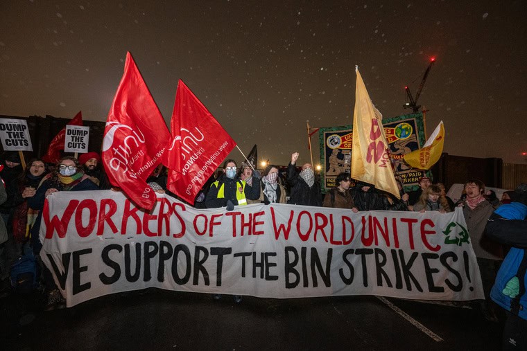 Le méga piquet de Birmingham « montre le pouvoir du peuple »