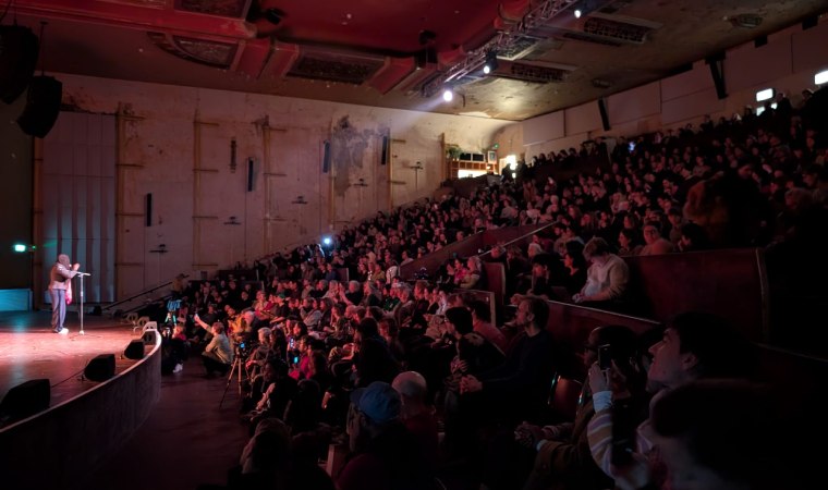 « Ensemble, nous pouvons vaincre l'extrême droite » : une nouvelle alliance est lancée à Londres