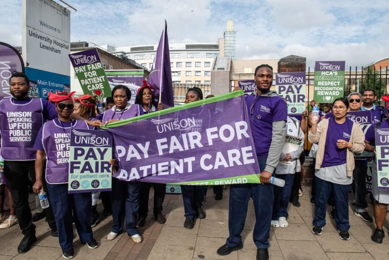 Le prix salarial du NHS du Labour « donne l'impression d'être moqué de nous »
