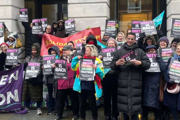Les assistants pédagogiques de Camden sont déterminés à obtenir un reclassement