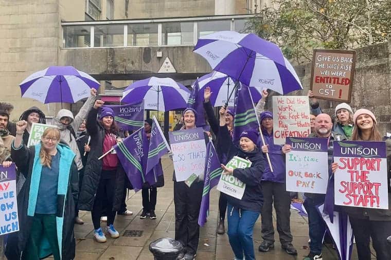 Une leçon de lutte en classe