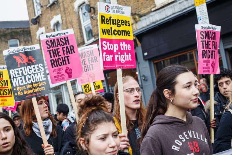 Unité contre l’extrême droite et le racisme lors d’une marche au nord de Londres