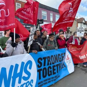 Syndicats : les travailleurs des laboratoires de Londres en grève contre le harcèlement