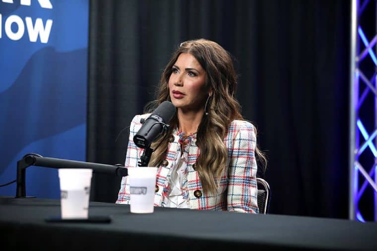 Trump limoge la figure de proue de la cruauté Kristi Noem