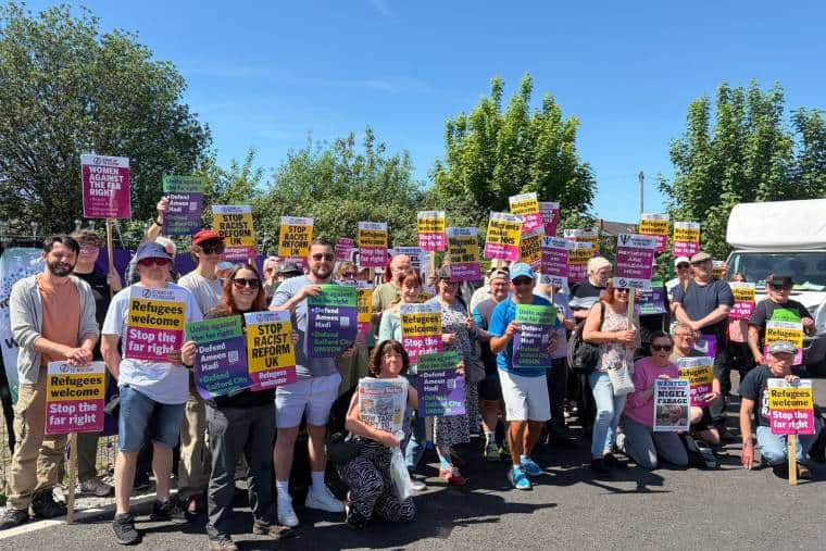 « Nous continuerons à nous organiser contre l'extrême droite » : les antiracistes à Makerfield