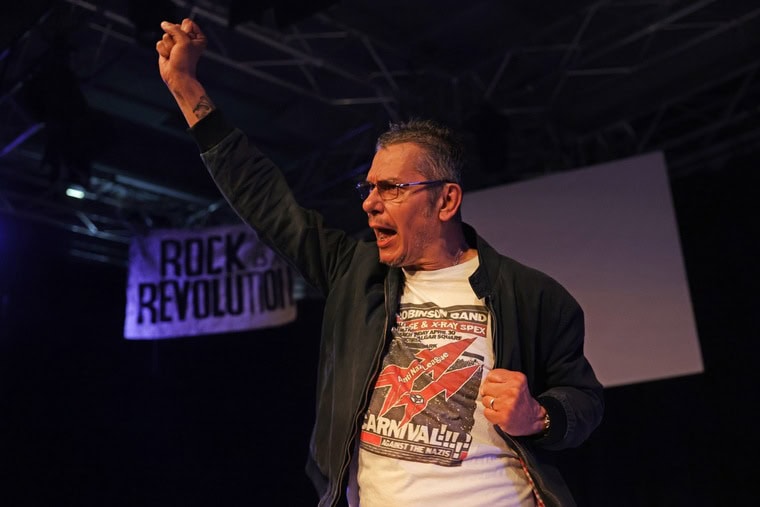 Punk Days : en partie documentaire, en partie voyage musical et en partie passage à l'âge adulte