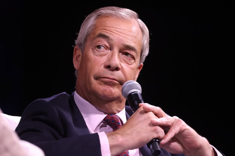 Organisez-vous pour effacer le sourire narquois du visage de Farage