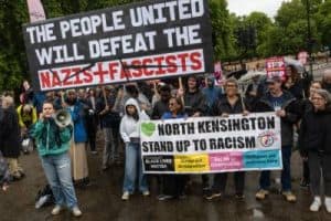 Contre-manifestation antiraciste dans l'ouest de Londres contre l'UKIP