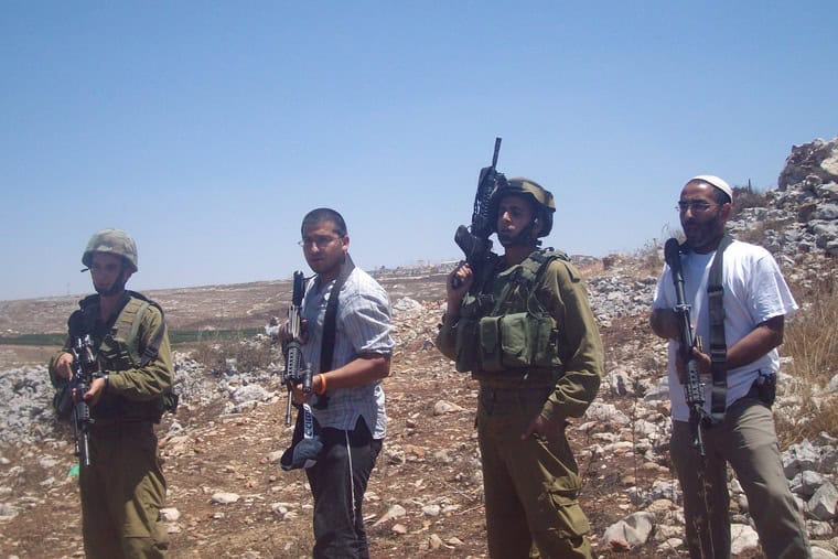 The Israeli army has been protecting violent settlers in the West Bank for decades (Photo: WikipediaCommons)