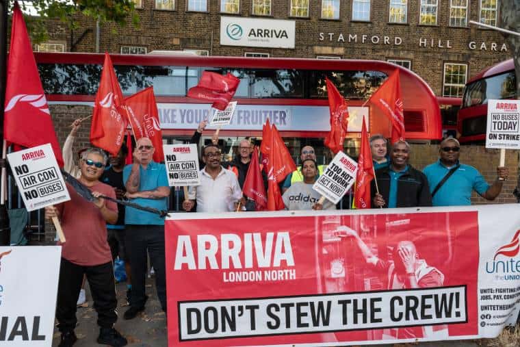 Les chauffeurs de bus du nord de Londres obtiennent des « améliorations significatives » après la canicule