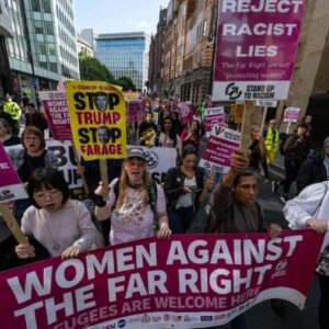 Manchester marche pour faire reculer l’extrême droite