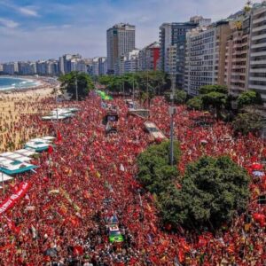 Célébrez la victoire de Lula au Brésil, mais le mouvement est essentiel