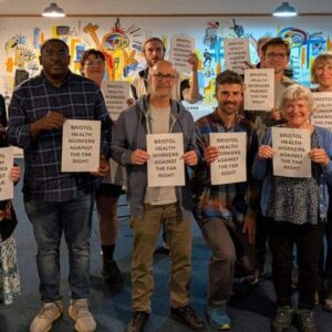 Comment les agents de santé de Bristol s'organisent contre l'extrême droite et le racisme