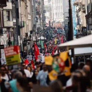 La révolte portugaise contre le logement fait face à la répression policière