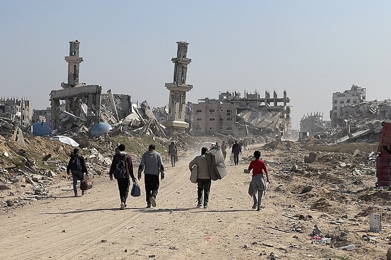 « Les gens ne trouvent pas de logement. Les bâtiments partiellement détruits sont devenus un refuge pour de nombreuses familles. » (Photo : Jaber Jehad Badwan/WikipediaCommons)