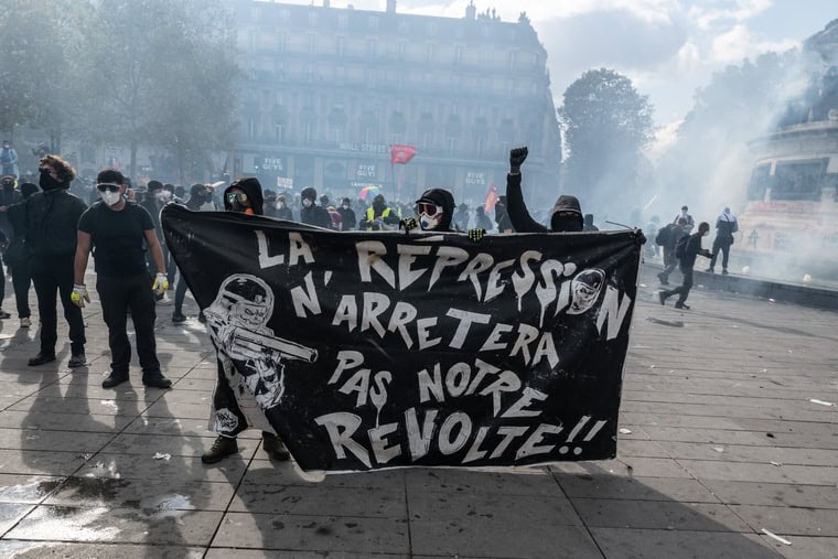 « La répression n'arrêtera pas notre révolte » (Photo : Guy Smallman)