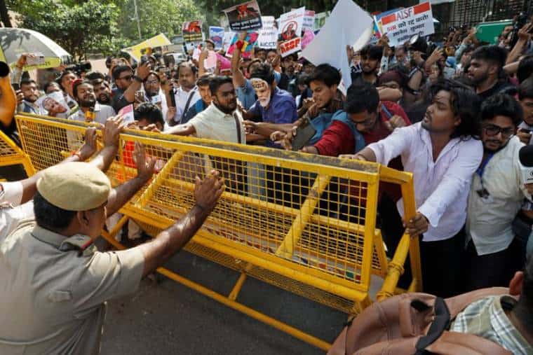 Protests in India over the weekend (Pic: @nilanjanaroy on X)