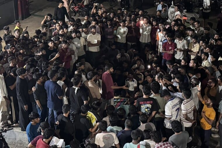 Lettres : la police indienne cible les femmes qui manifestent