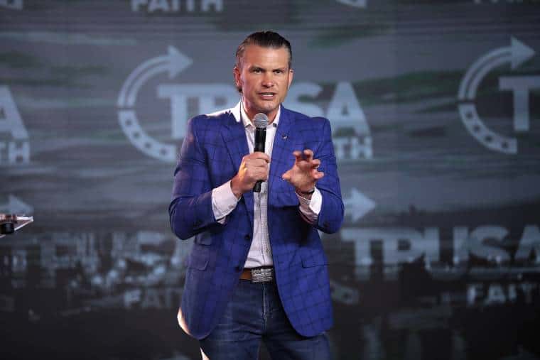 Pete Hegseth réclame du sang alors qu'il annonce son exécution en direct